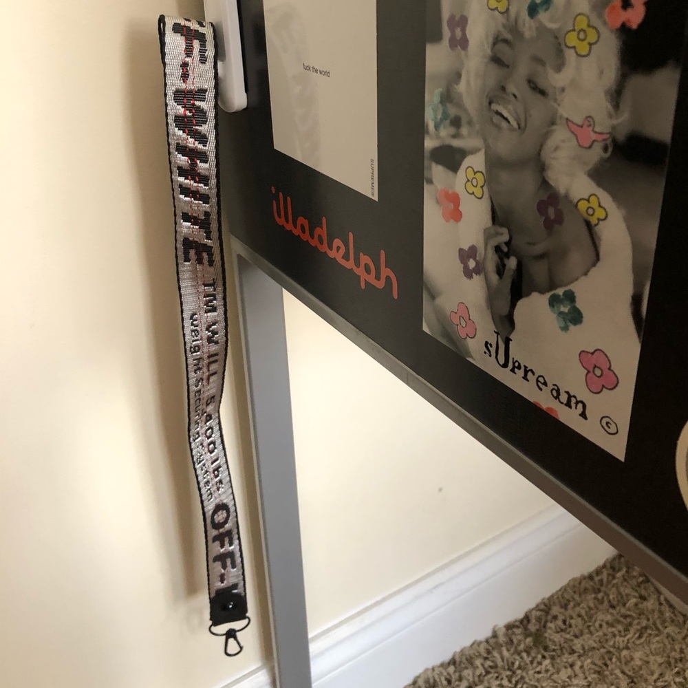 Off white lanyard white industrial keychain